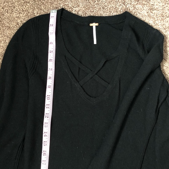 Free People Criss Cross Knit Tunic Top Black - Picture 3 of 6